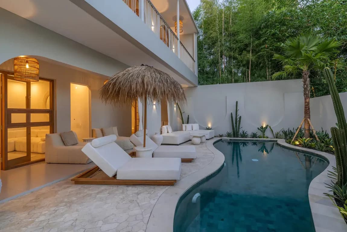 Villa Hawk: 4 Bedroom Villa in Canggu for RENT